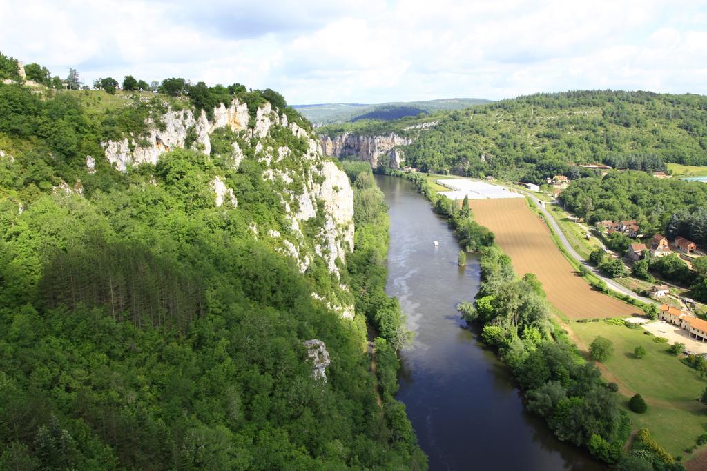 Chambres d'hôtes La Combe de Redoles Tour-de-Faure Exterior foto